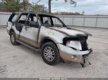  Salvage Ford Expedition