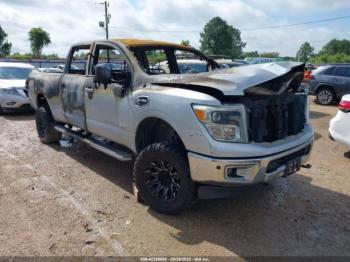  Salvage Nissan Titan
