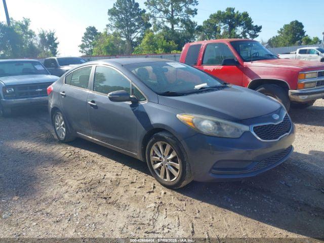  Salvage Kia Forte