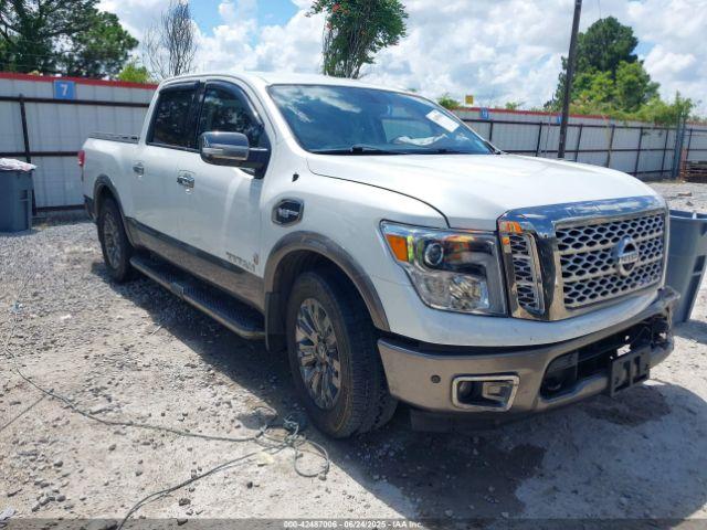  Salvage Nissan Titan