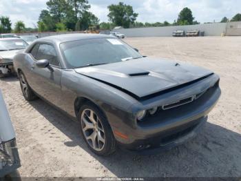  Salvage Dodge Challenger