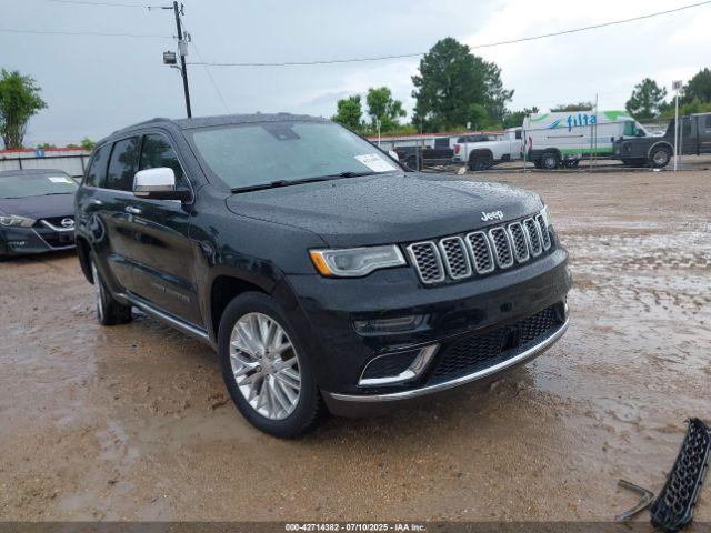  Salvage Jeep Grand Cherokee