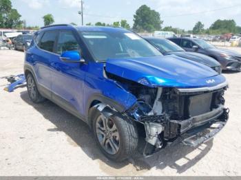  Salvage Kia Seltos