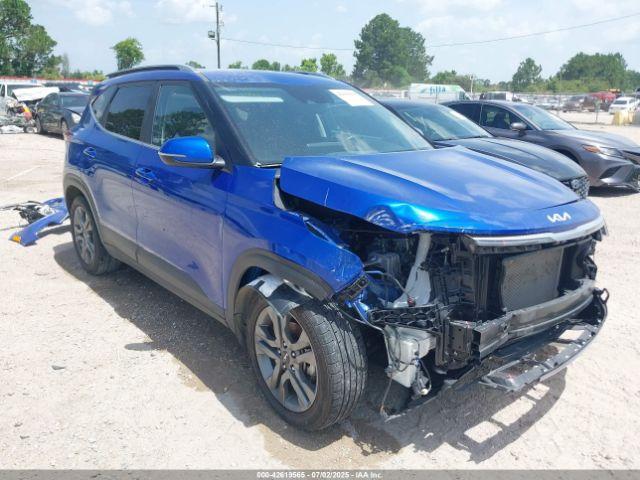  Salvage Kia Seltos