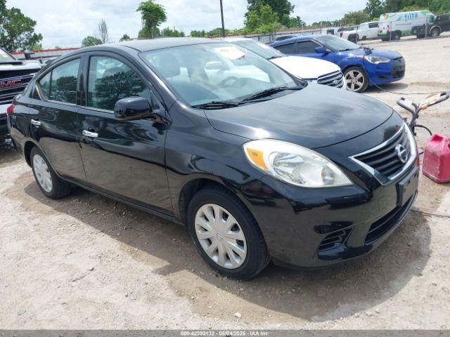  Salvage Nissan Versa