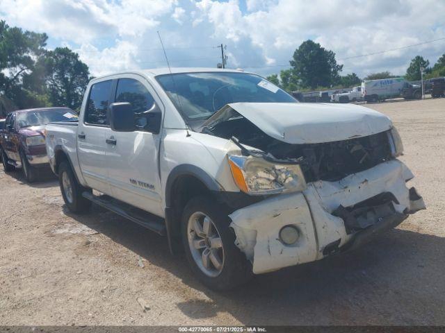  Salvage Nissan Titan