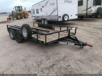  Salvage Davidson Trailer 14  Double A