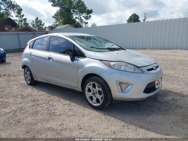  Salvage Ford Fiesta