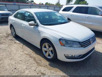  Salvage Volkswagen Passat