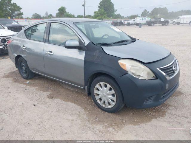  Salvage Nissan Versa