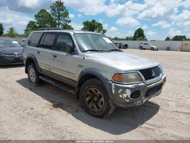  Salvage Mitsubishi Montero Sport