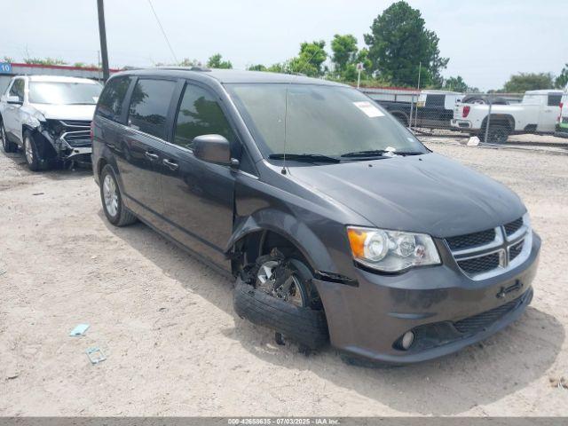  Salvage Dodge Grand Caravan