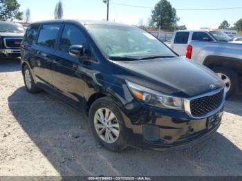  Salvage Kia Sedona