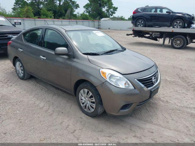  Salvage Nissan Versa
