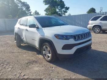  Salvage Jeep Compass