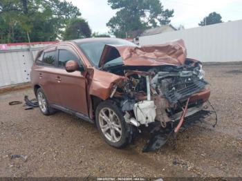  Salvage Mitsubishi Outlander