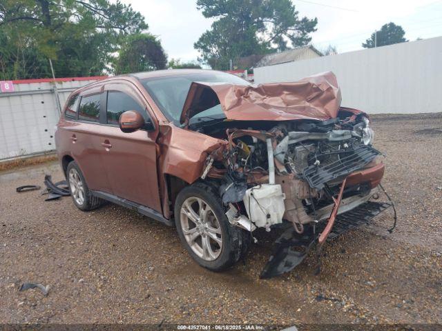  Salvage Mitsubishi Outlander