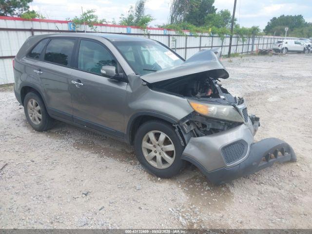  Salvage Kia Sorento