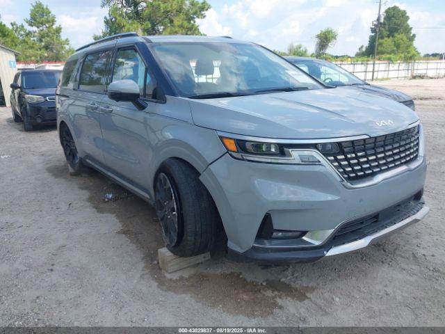  Salvage Kia Carnival