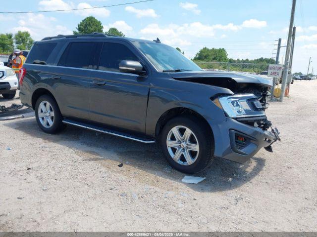  Salvage Ford Expedition
