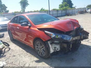  Salvage Kia Forte