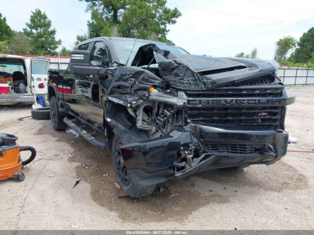  Salvage Chevrolet Silverado 2500