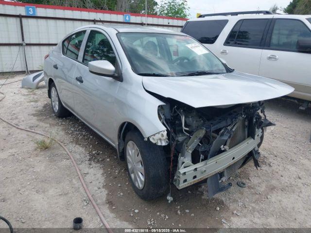 Salvage Nissan Versa