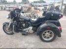 Harley-Davidson Flhtcutg Image 11