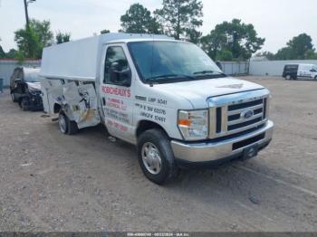  Salvage Ford E-350
