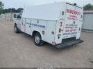 Ford E-350 Image 11