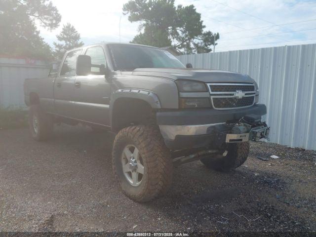  Salvage Chevrolet Silverado 2500