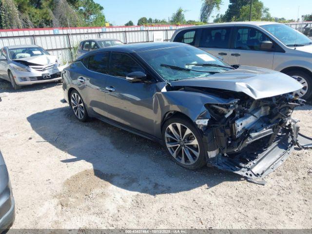  Salvage Nissan Maxima