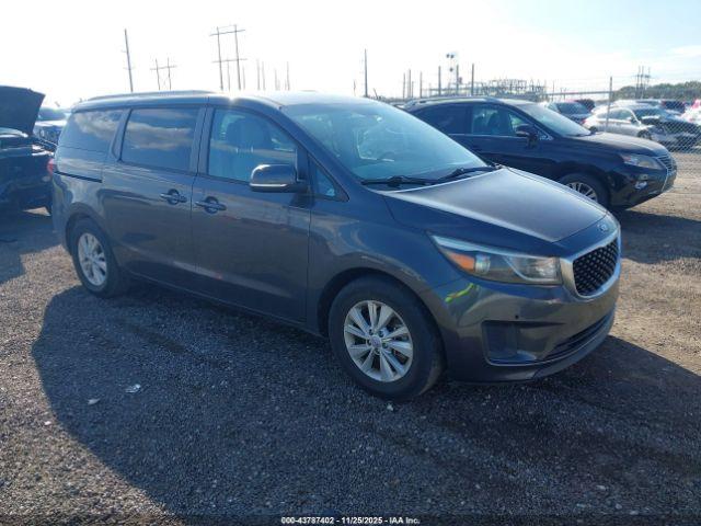  Salvage Kia Sedona