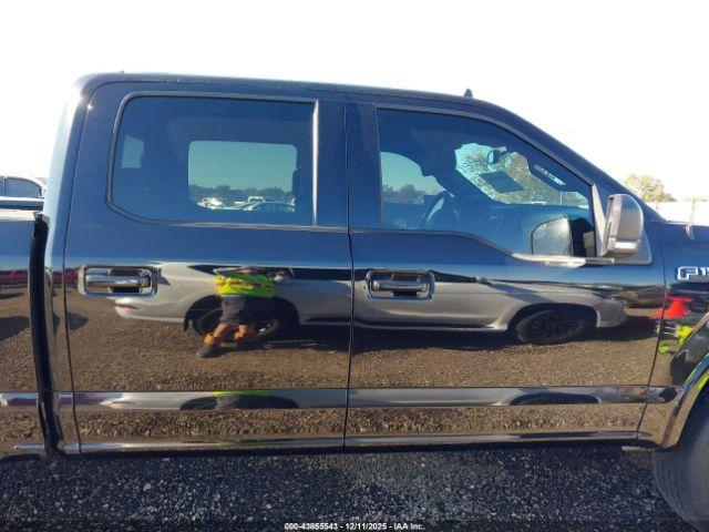 Ford F-150 Xlt Image 13