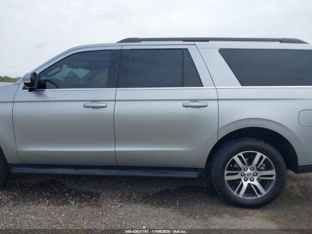 Ford Expedition Xlt Max Image 3