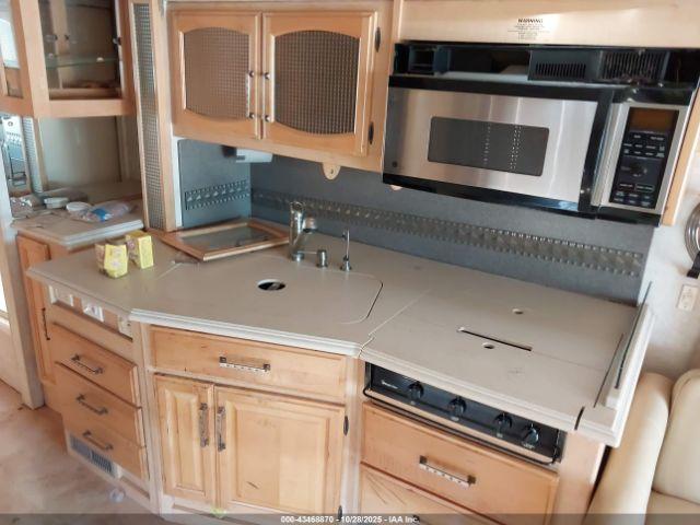 Freightliner Chassis X Line Motor Home Image 11