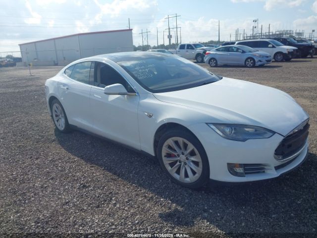 Tesla Model S Image 1