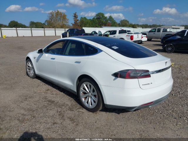 Tesla Model S Image 6