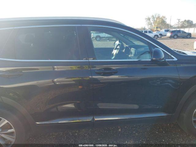 Hyundai SANTA FE Sel Plus Image 11