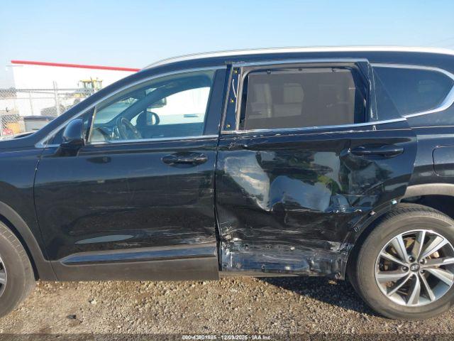 Hyundai SANTA FE Sel Plus Image 9