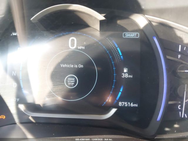 Hyundai SANTA FE Sel Plus Image 15