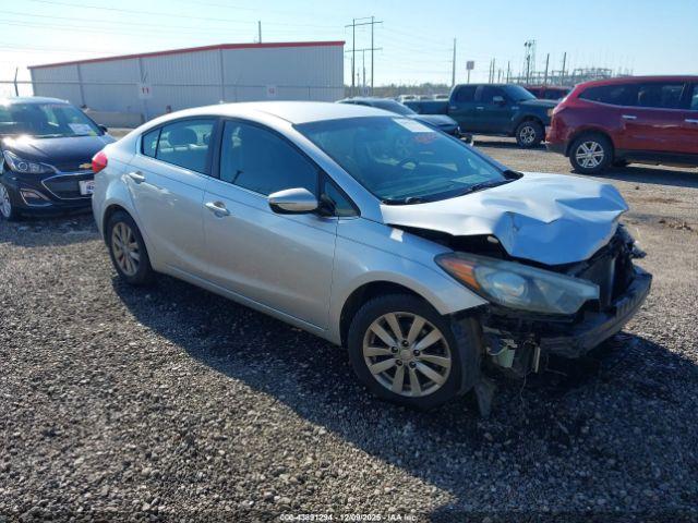  Salvage Kia Forte