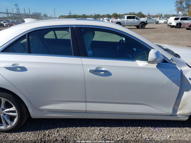 Cadillac CT4 Luxury Image 13