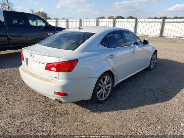 Lexus Is Image 2