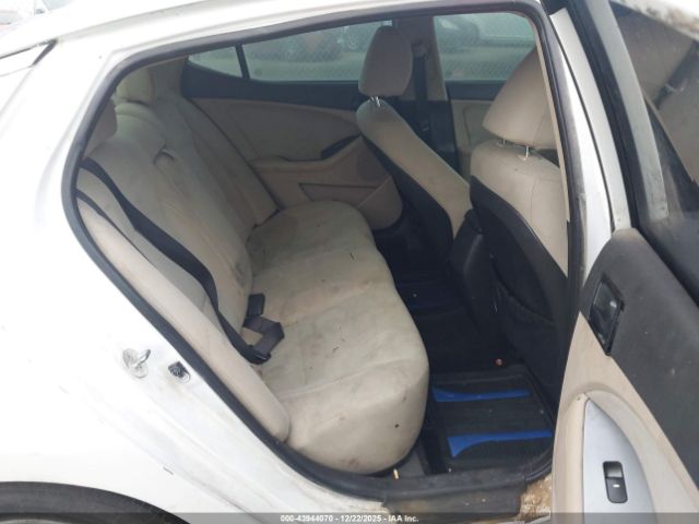 Kia Optima Lx Image 6