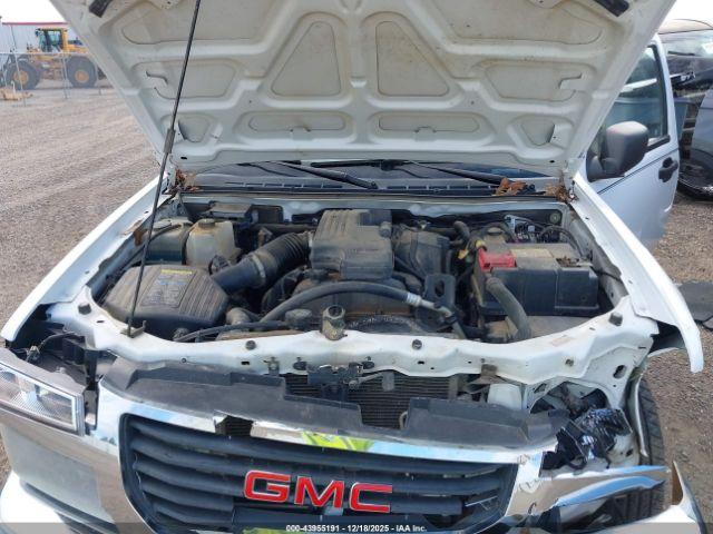 GMC Canyon Work Truck Image 4