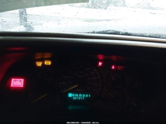 Chevrolet Silverado 1500 Ls Image 7