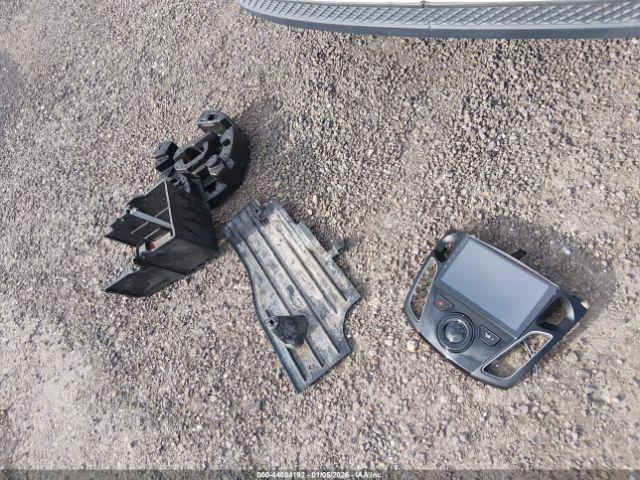 Ford Focus Se Image 8