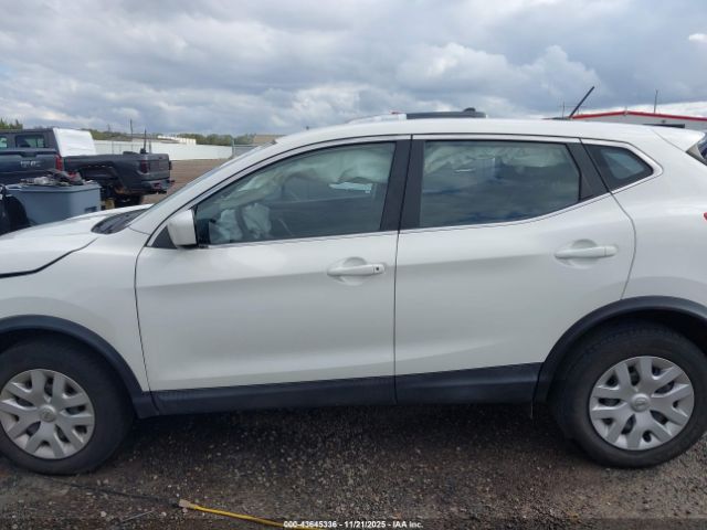 Nissan Rogue S Fwd Xtronic Cvt Image 2