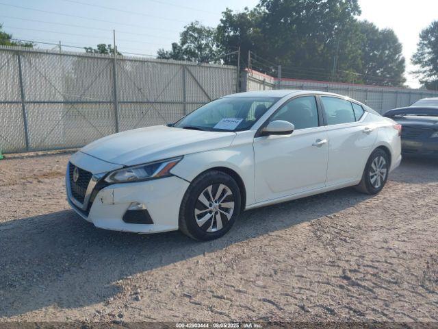 Nissan Altima S Fwd Image 16